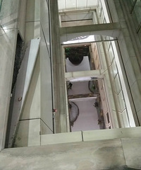 ��ҵ�أ���ǽ��שҡҡ��׹ ��Ҫ�ҵ��� ��Ȼû�˹ܣ�