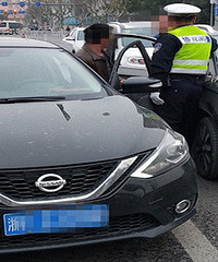 ������˾������˺�� ���ֶ��ͳ�����