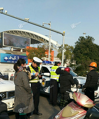 ����ͷ���鴳���