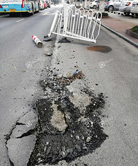 �Ƽ����ݣ�һ������˽�ͷһ��Ƭ��ʾ׮��������  �����߲�����