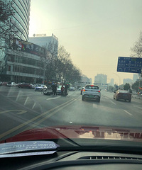 ���������ֳ���������ײ��ƿ����Ҫ�����ˣ�ƽƽ����������ǰ�