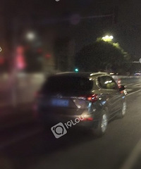 ��ҹ���磡����һ�������ڰ����߱���ײ�ɣ�������������