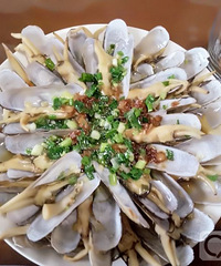 家庭海鲜年夜饭!这么多的海鲜才花了几百块 感觉赚翻了!