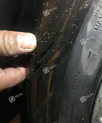 吃人的道路!嘉兴纺工路排了这么多车 轮胎全爆了!
