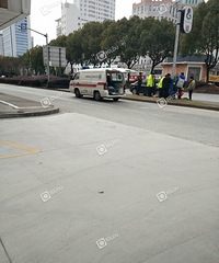 �л���·����·�Դ���������λ��˴��豻������ײ�ˣ�