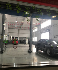 开了近一年1万公里了 来做个保养!!
