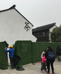 �º��ڸ�����