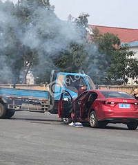 ͻ�����Ӵ�·�������ҳ�����������ײ��˾��ͷ��ȫ��Ѫ��