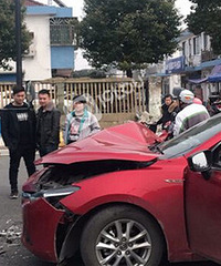 �Ӵ�·�������ҳ�����˾��ͷ��ȫ��Ѫ��