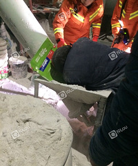 �������ˣ�����һ�����־���ĩ�� ���津Ŀ���ģ�