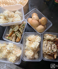 今日份宠同事 烧麦加了猪皮冻 全是汁!