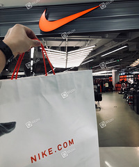 �߲������ˣ���̩��ҵ��NIKE������899 ����ֻҪ399