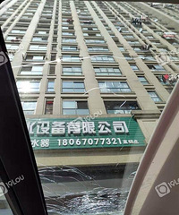 ��ɷ����ҹ���ϵ���һ�ѡ�ǹ���������ҳ����ӣ����������ˡ�