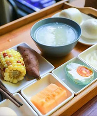 ������������������~