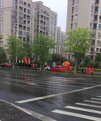 ˫Ϫ·�и�̧�Ŵ󻨽ý��ģ�����˼