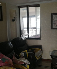 ¥���ھ�̫���£�����ſ�ڴ���͵���ң����������Ҽ��ſ���Ԫ��