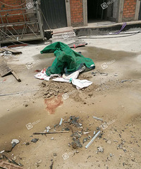 ���Σ�����һ����ͻȻ�߽�ĳ�������� �Խ���¶��