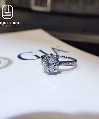 һ�۾����е���� �Ҿ�ϲ���Ƚ��Դ�һЩ�ģ�