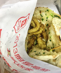 太幸福了!我家楼下全是网红美食 大饼神腿桥头粉丝煲