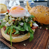 ���ǼҺ�������һ��