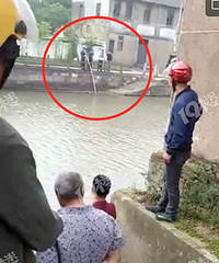 �ţ����κ��ﾪ�ָ�ʬ