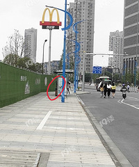 ��Ҳ����¶����ˣ�����̩���㳡����������վ̨ ¶��ƨ����..