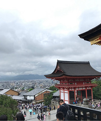 �ձ�һ�˶����� ����С¹���ɰ���