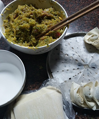 嘉兴本地独有的馄饨 里面竟然放了南瓜和…