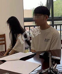 嘉兴有个大学生骑车撞人找女友“顶包”被揭穿!交警发话抄告学校