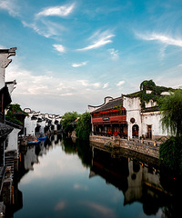 �����˵Ľ����º��Ͻ֣��羰��Ư����������