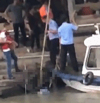 ���磡����ĳ�Ӵ�����һŮ��ʬ��