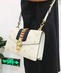 [ֱ��]⧲�������19¥С��İ����󹫿� ������������Ǿ���Ŷ~