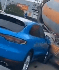 ���ۣ�����ı�ʱ�ݾ���Ϳ���ײ