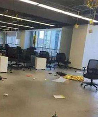 ����ĳ�ز���˾��ȥ¥�գ�˵�ø��ҷ�4��Ӷ������ȫ��������