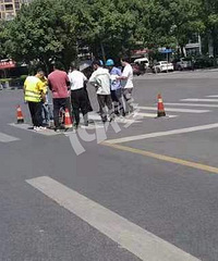 最尴尬的事:与自来水厂为邻 小区却一天没有水!