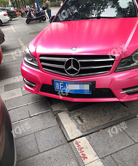 路霸!这辆奔驰既非法改色又违章停车 还一副理所当然样