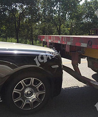 ͻ�����·ḽ��һ��˹��˹׷β��ҳ�