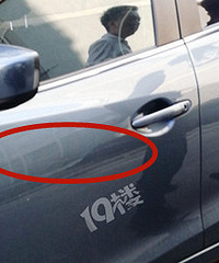 ���ߣ�ͣ��С����İ��������������˺�