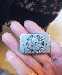 �����������ש��