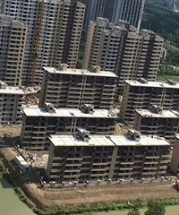 ����԰���ӱߵ��󷿵�¥ ����λ����������