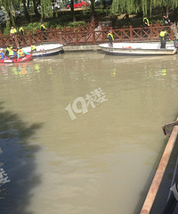 ͻ����������ҹ����ĳҽԺ����һ����Ů�����ӣ�ʬ�������˰���