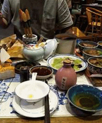 ������ʳë���� ��ֱ�����һ����