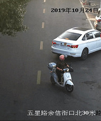 Ů˾�����ߣ�������³����β� ������400Ԫ