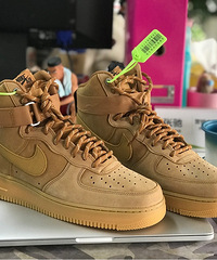 ˫ʮһ��һ˫Ь���ջ������β�С��ɫ��