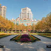 ��ɫ֮���˹�԰