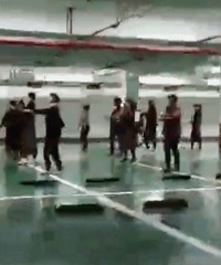 ��ۣ������ڵ���ͣ�������㳡��