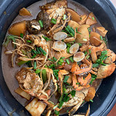 �Ϲ����ļ�ͥ����з��