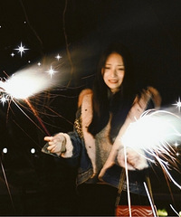 ���Ƿ��̻���С��Ů