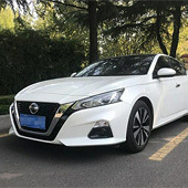 �������ֶ���һĨ��ɫ