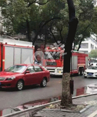 ���£�������С���������� ����Ա����